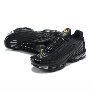 NIKE AIR MAX TN TRIPLE